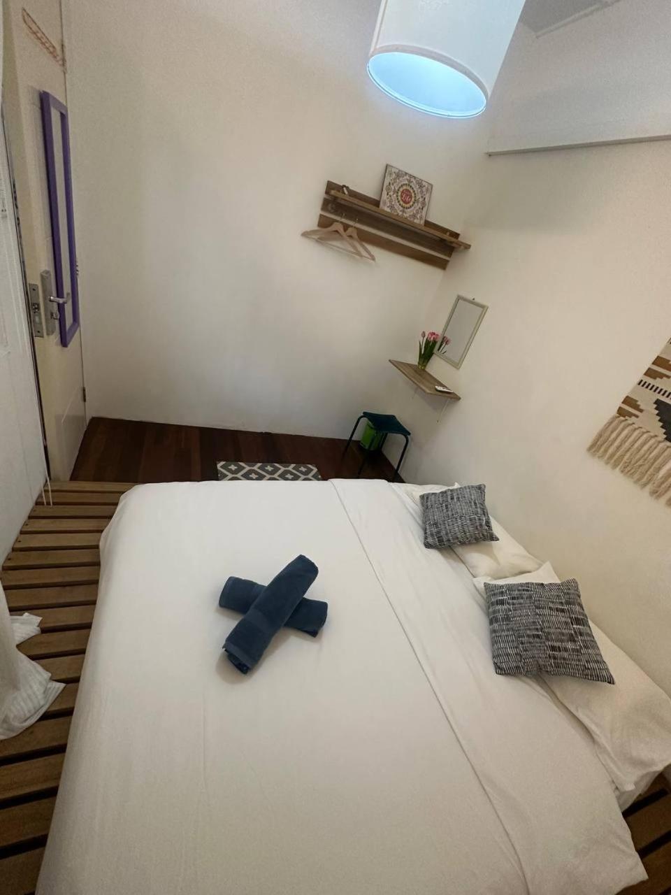 Spot On 90898 Kasturi Alley Guest House & Cat Hotel Malacca Exterior foto